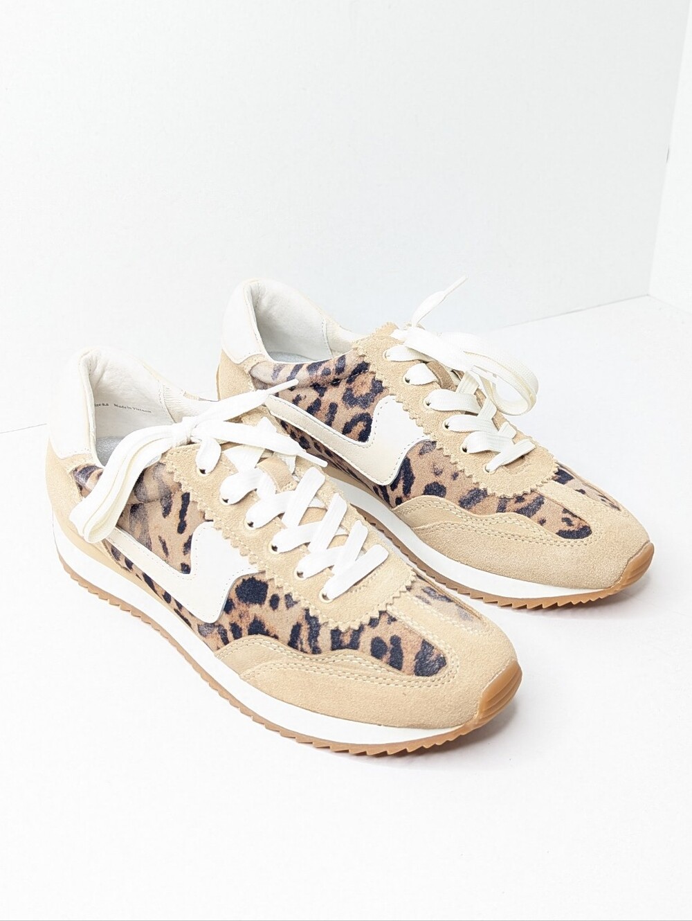 Dolce Vita B.NTCD Retro Sneakers Light Leopard Women's 8.5